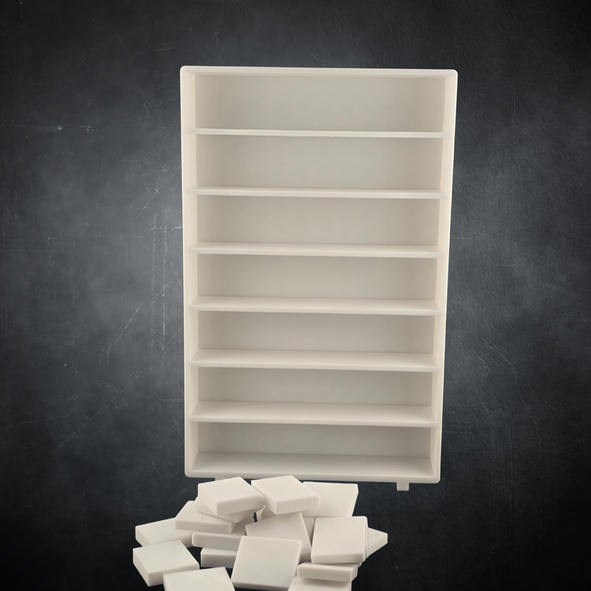 DIY Miniature TBR-Bogreol